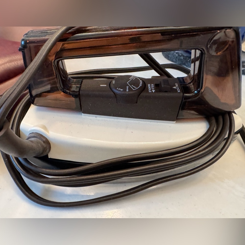Travel iron